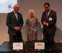 M. François GUINOT, Président du GID, Mme Michèle Gendreau-Massaloux, Vice-présidente du GID pour les relations institutionnelles et S.E.M. Fatallah Sijilmassi, Secrétaire général de l’UpM